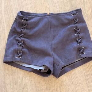 Soft purple/grey shorts